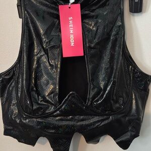 SHEIN Black Iridescent Sleeveless Top